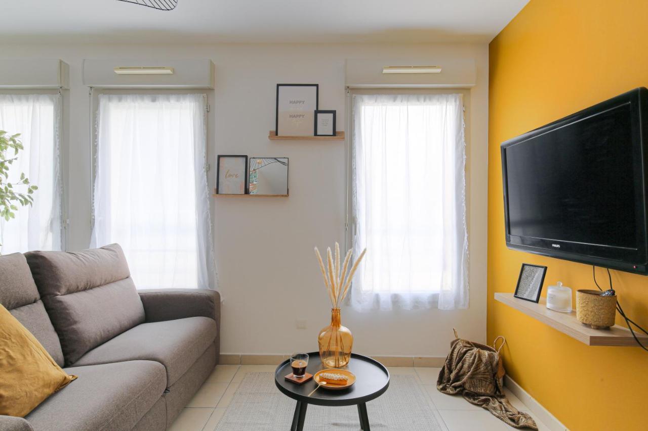 Le Louis D'Or -Acces Facile Gare/Eurexpo/Aeoroport Apartamento Villeurbanne Exterior foto